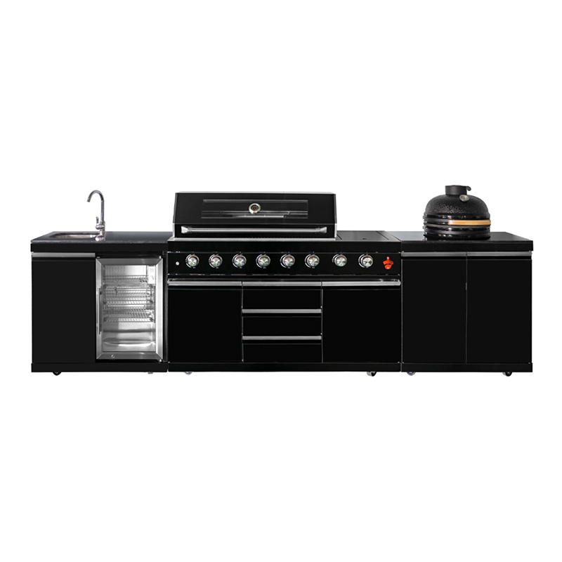 Ubing outdoor kitchen